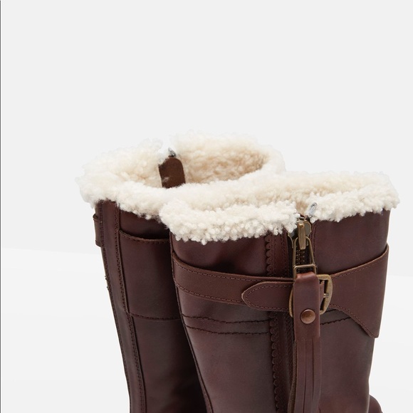 NWT- FINCHDALE MID CALF WATER RESISTANT BOOTS - Picture 3 of 7